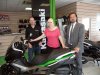 Kawasaki J300 předána slečně Zoje Neckářové