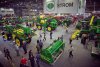 V roce 2014 prodaly firmy na českém trhu 2 453 traktorů, produkce v posledních 5 letech mírně stoupá